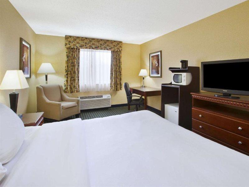 Quality Inn Marshall Near I-69 Extérieur photo