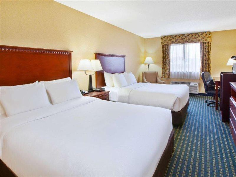 Quality Inn Marshall Near I-69 Extérieur photo
