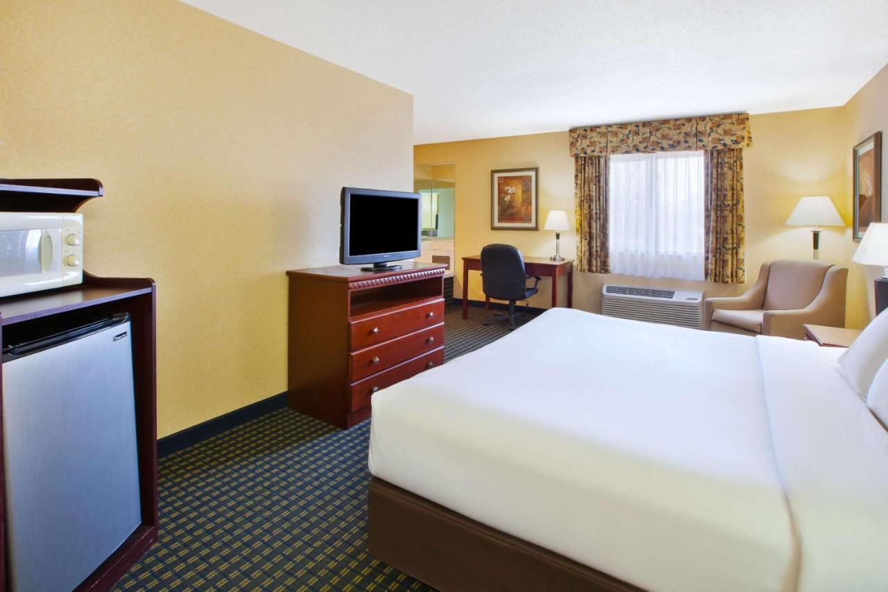 Quality Inn Marshall Near I-69 Extérieur photo